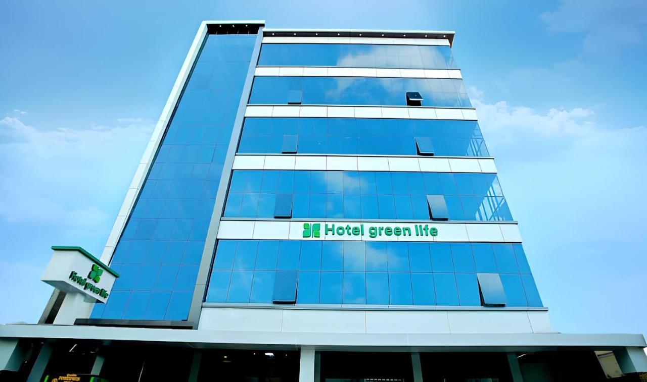 Hotel Greenlife Kochi Exterior photo