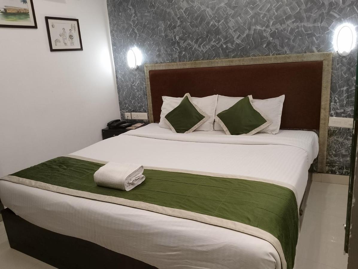Hotel Greenlife Kochi Exterior photo