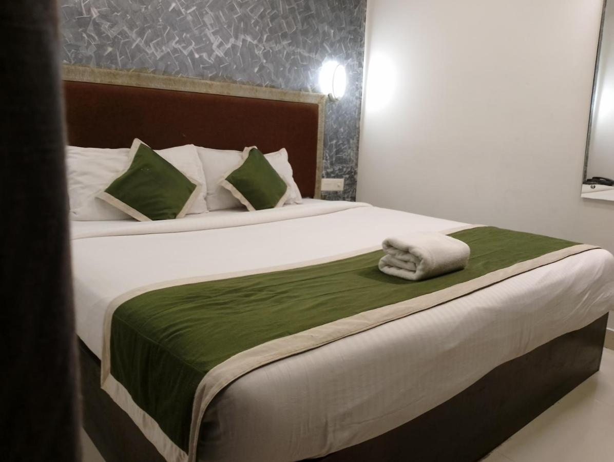Hotel Greenlife Kochi Exterior photo