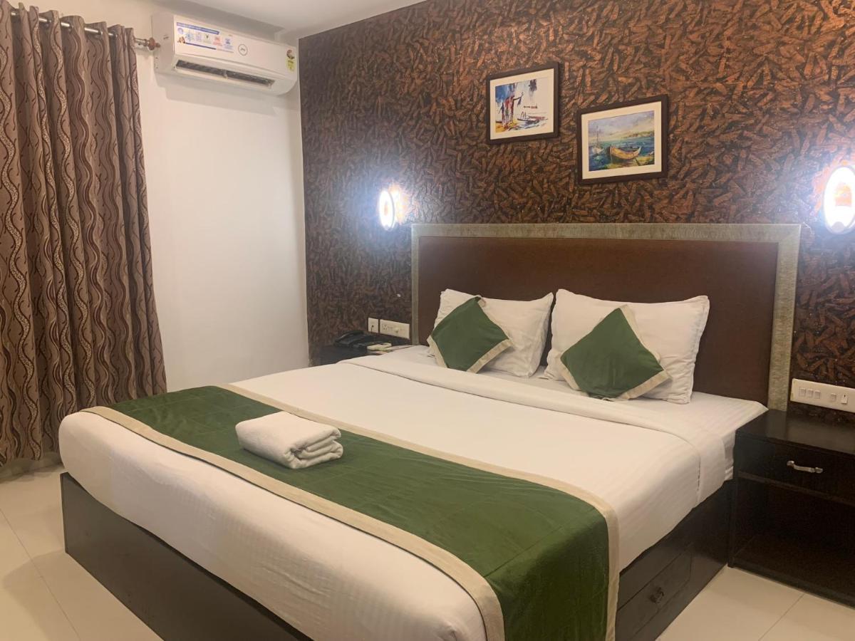 Hotel Greenlife Kochi Exterior photo