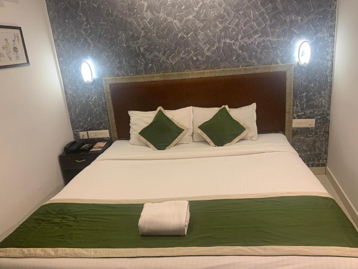 Hotel Greenlife Kochi Exterior photo