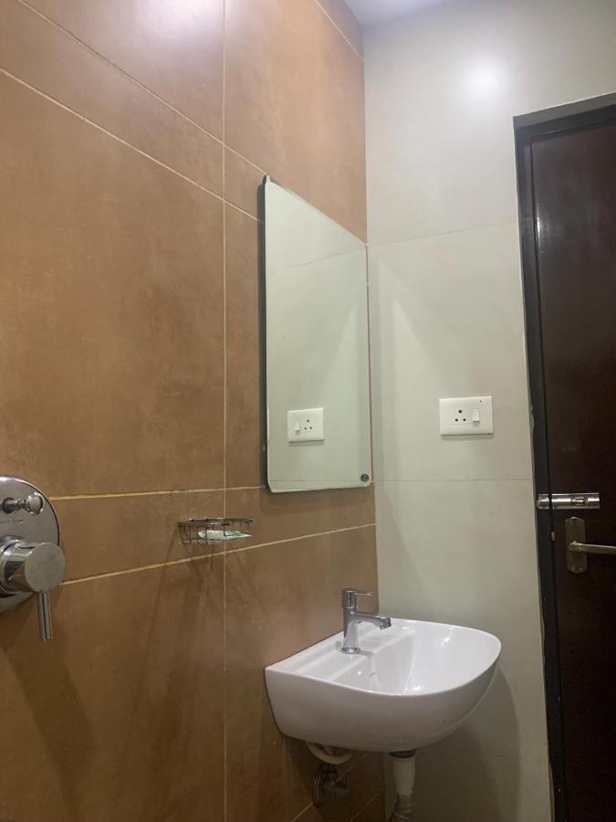 Hotel Greenlife Kochi Exterior photo