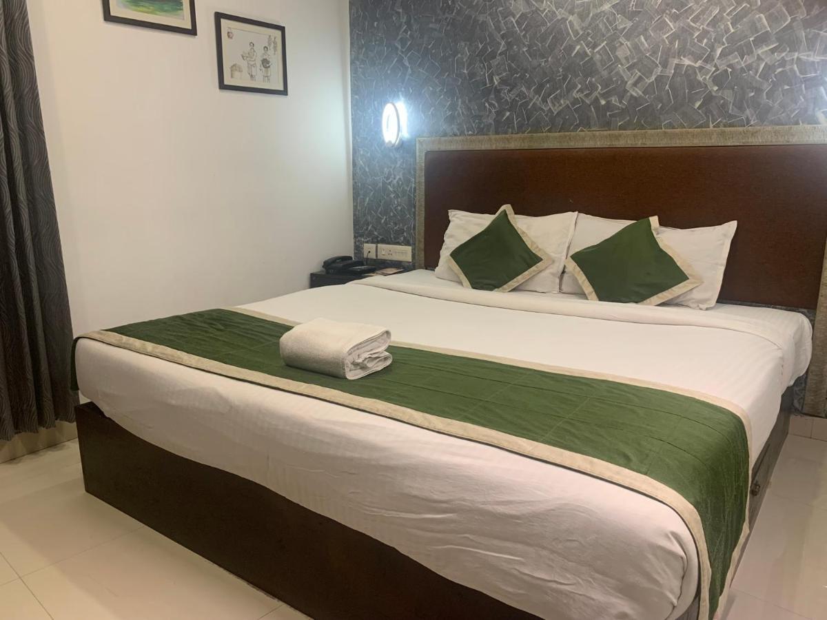 Hotel Greenlife Kochi Exterior photo