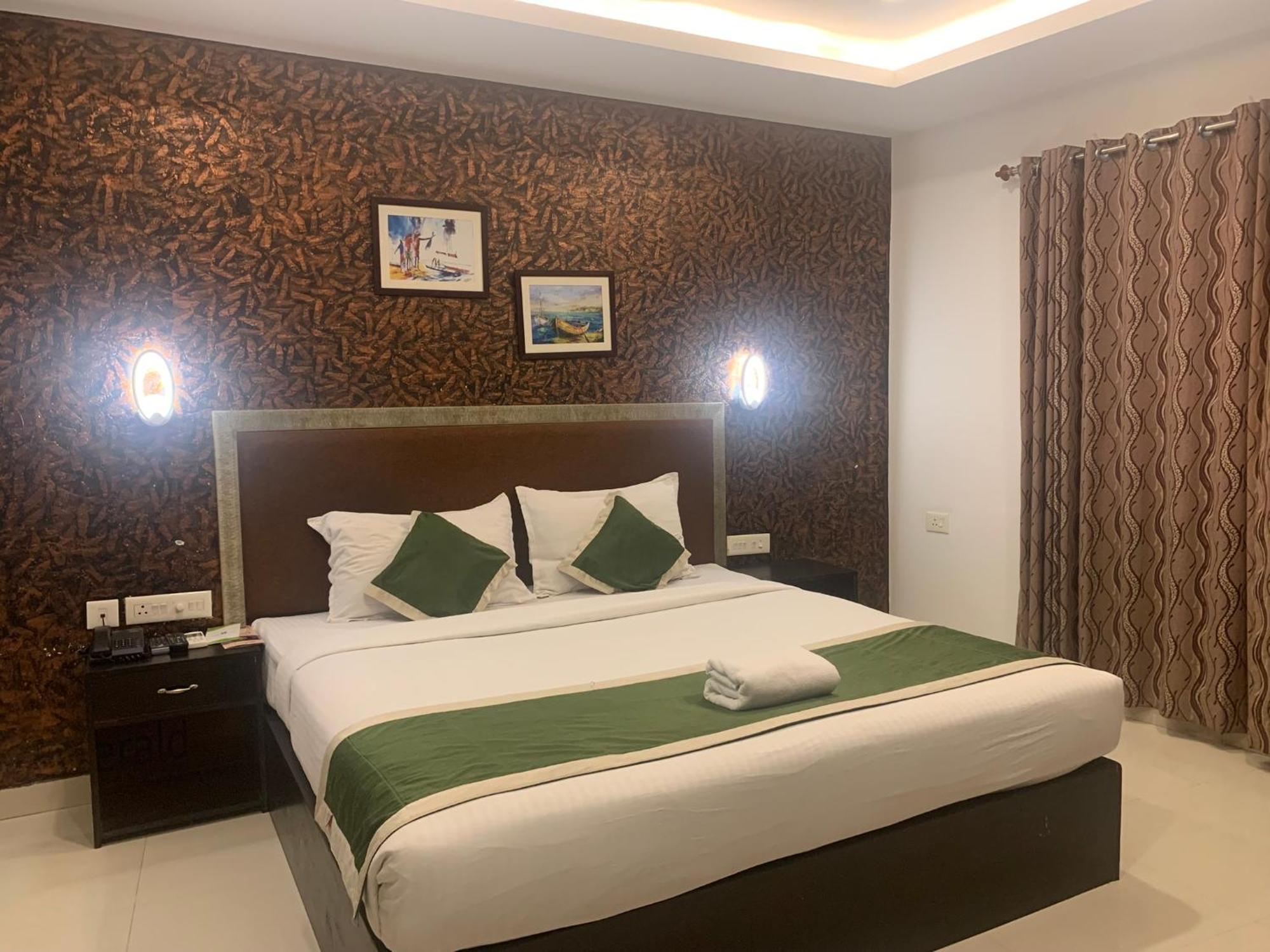 Hotel Greenlife Kochi Exterior photo